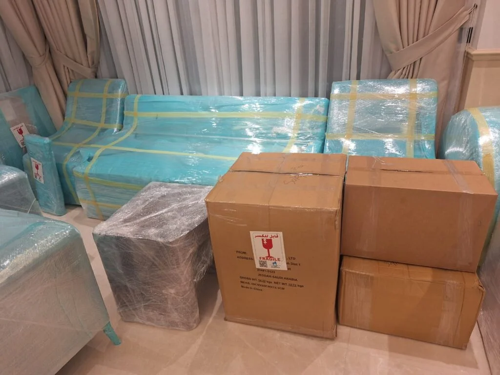 شركة نقل عفش مع الفك و التركيب